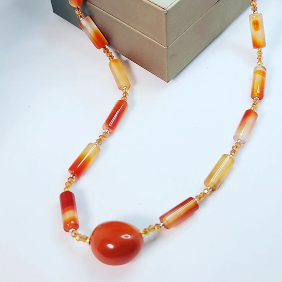 Carnelian necklace - Picture 4 of 4